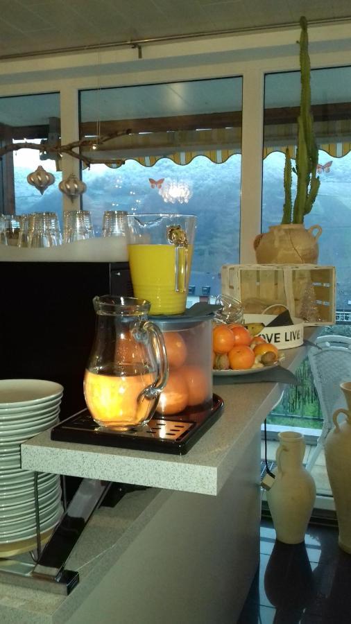 Gaestehaus Moselblick トリッテンハイム エクステリア 写真