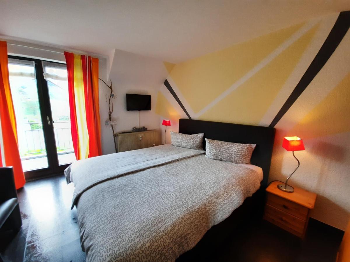 Gaestehaus Moselblick トリッテンハイム エクステリア 写真